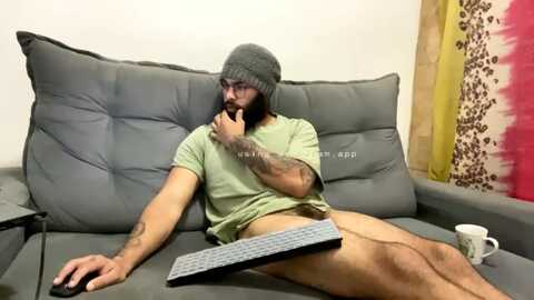 beardmax @ chaturbate on 20231127