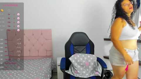 curly_diamond @ chaturbate on 20231209