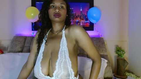 thalia_joness @ chaturbate on 20231211