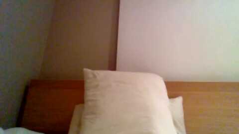 miamuffin8 @ chaturbate on 20231228