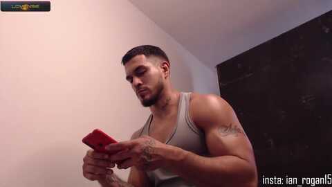 ian_rogan1 @ chaturbate on 20231230