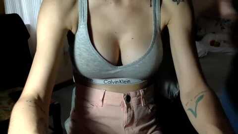 suzysummerrrrrrrrr @ chaturbate on 20240101