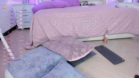 mackenzie_17 @ chaturbate on 20240106