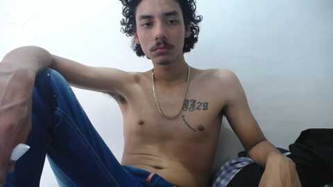 santiagoxxxtreme_ @ chaturbate on 20240108