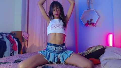 theevae19 @ chaturbate on 20240111