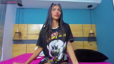 laura_aristizabal_19 @ chaturbate on 20240116