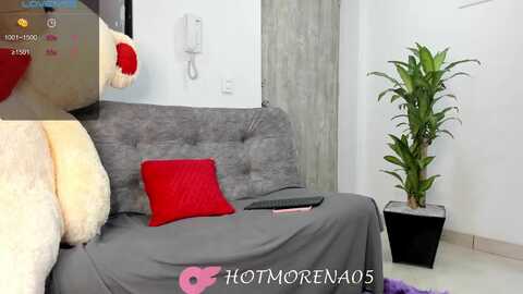 hotmorena05 @ chaturbate on 20240118