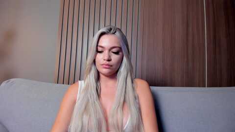 milaowens @ chaturbate on 20240119