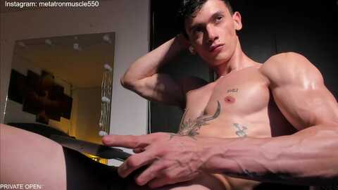 metatron_muscle @ chaturbate on 20240122