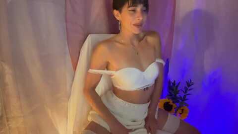 essentiallynatural @ chaturbate on 20240125