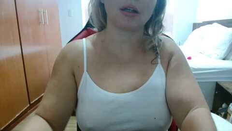 hot_wiffe @ chaturbate on 20240208