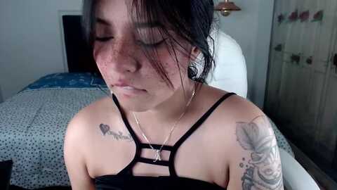 sarah__moon1 @ chaturbate on 20240210