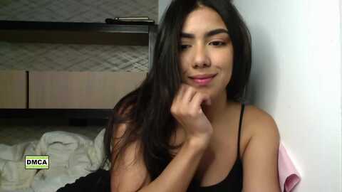 latinella @ chaturbate on 20240213